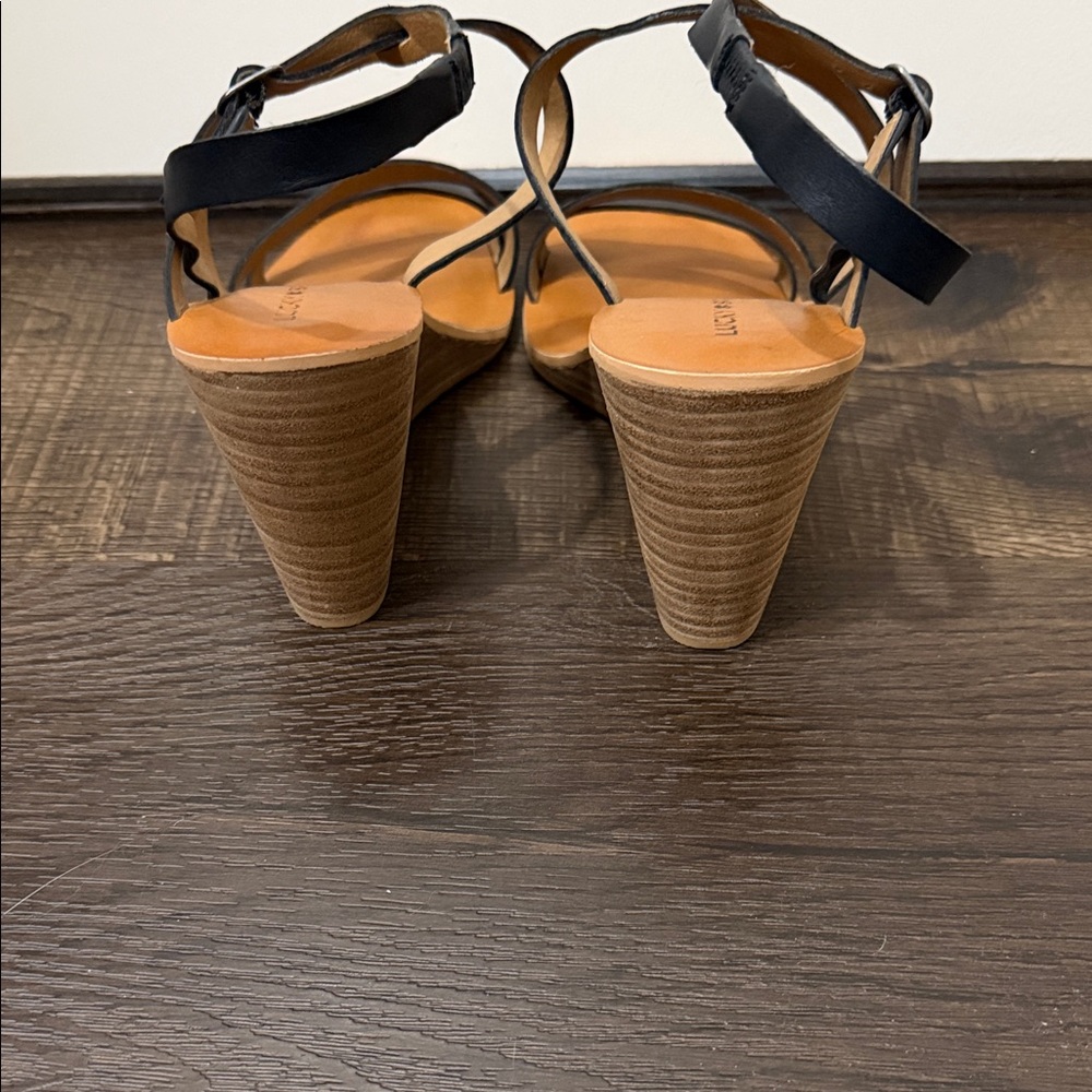 Lucky Brand Alexcia Black and Tan Women's Sandals - Picture 4 of 5